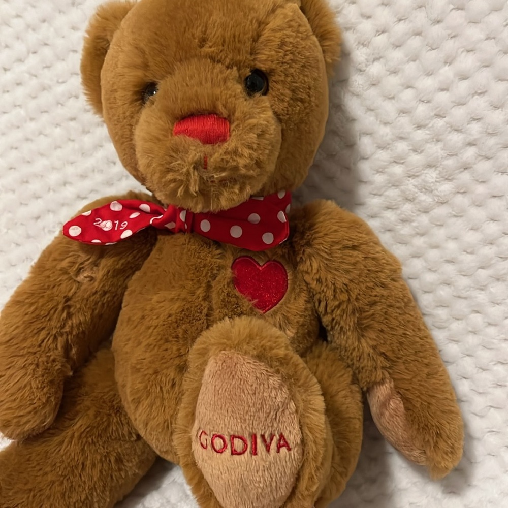 2019 Godiva Collectible Holiday Valentine’s Plush Bear - Picture 3 of 7